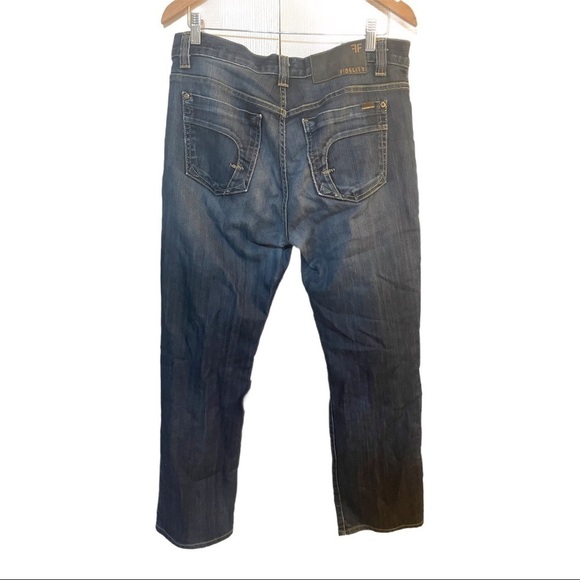 Fidelity 5011 Calvary Distressed Denim Jeans‎ Men's Size 34-31 - Picture 1 of 9